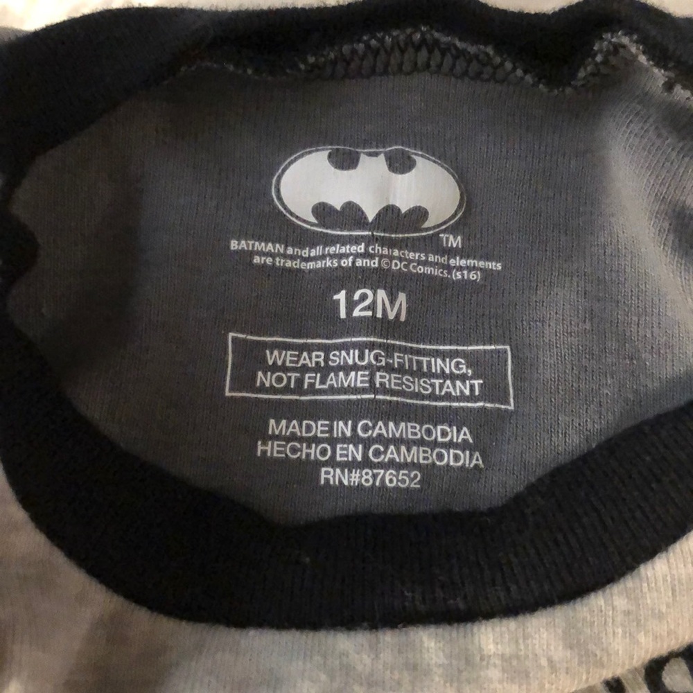 3 piece set Batman PJ’s - Picture 3 of 3
